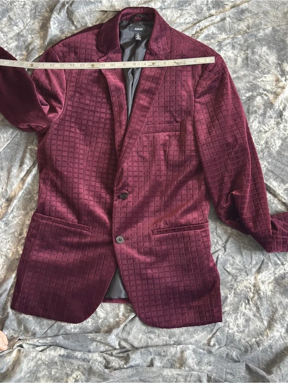 Vintage Y2K Alfani Burgundy Textured Velvet Blazer Sport Coat Hollywood Costume